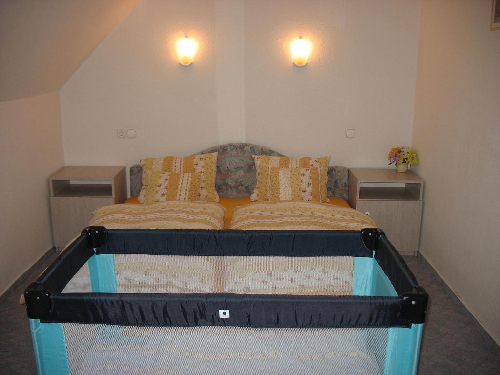 Doina Apartman Zalakaros Δωμάτιο φωτογραφία