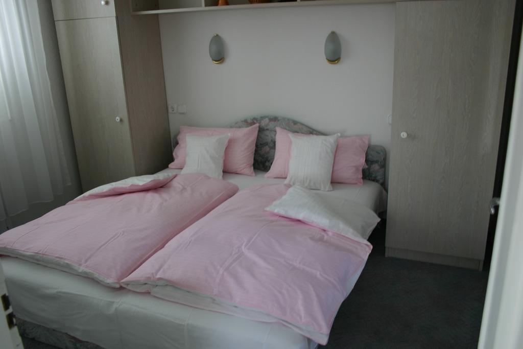 Doina Apartman Zalakaros Δωμάτιο φωτογραφία